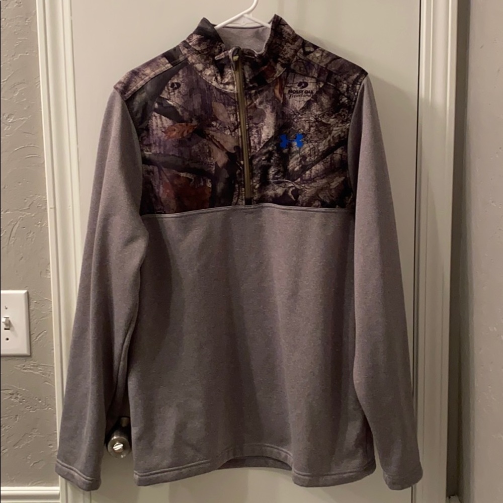 Under Armour pullover